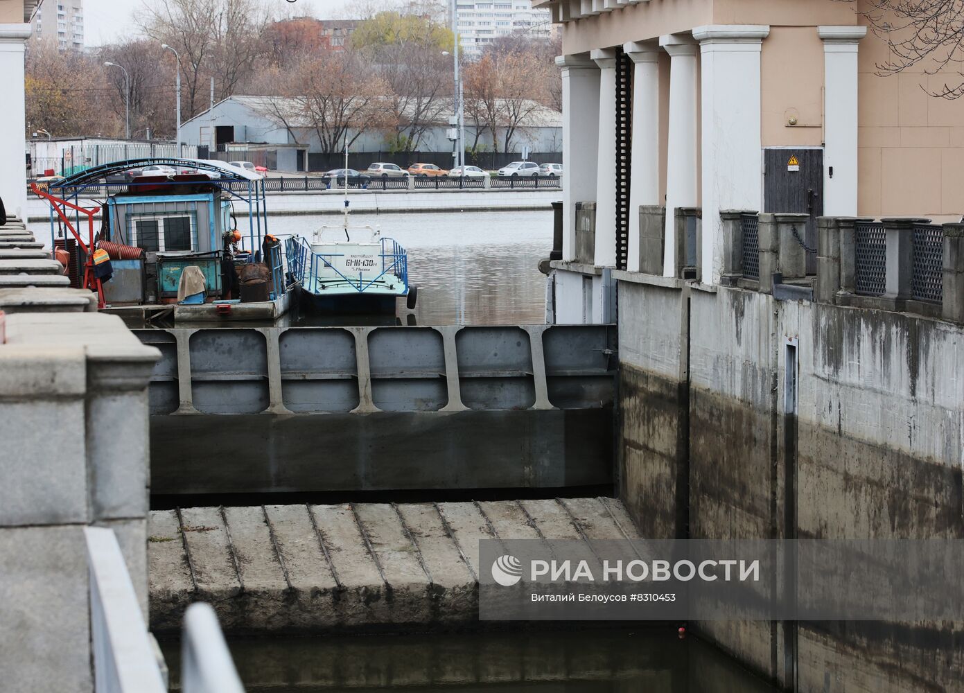 Работа Сыромятнического гидроузла в Москве