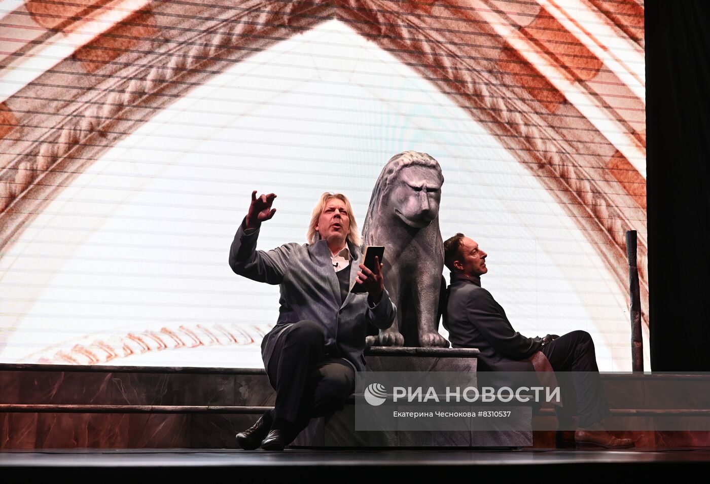 Спектакль "Белые ночи Венеции"