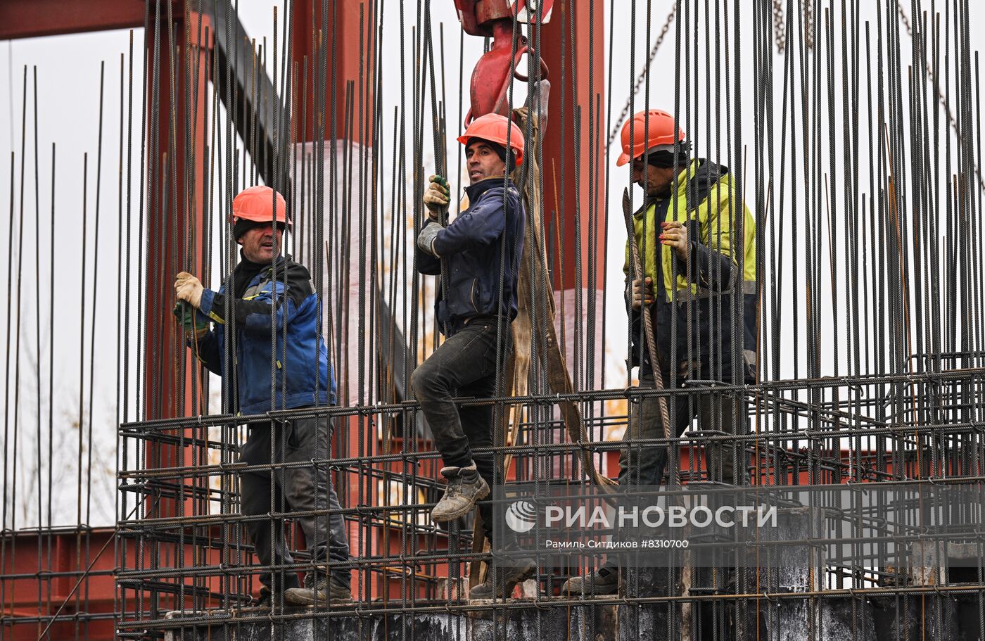 Строительство автовокзала "Красногвардейский" в Москве 