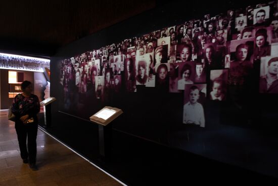 Церемония передачи родственникам останков погибших участников ВОВ