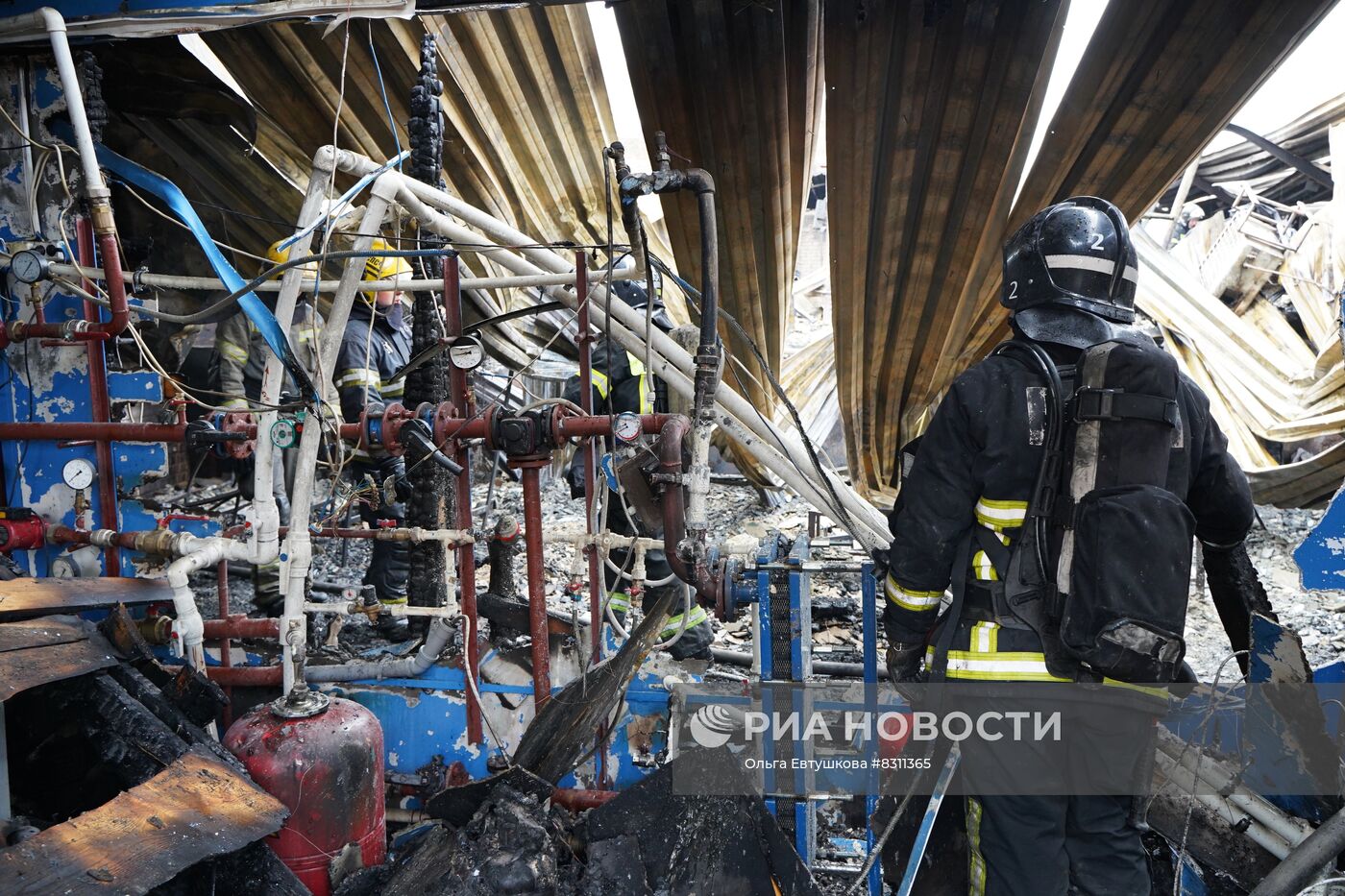 Последствия пожара в ночном клубе в Костроме