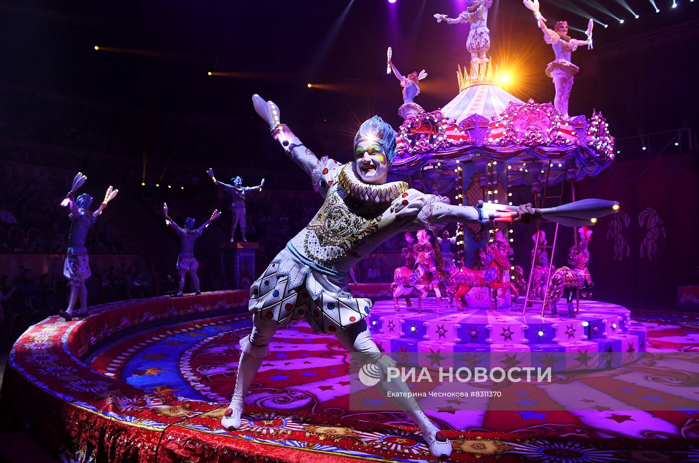 Первый Международный фестиваль циркового искусства "Без границ"