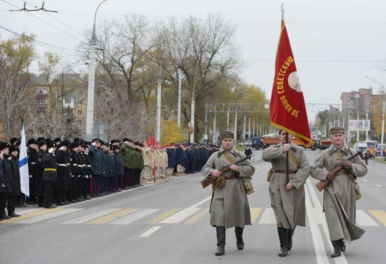 Реконструкция военного парада 1941 года в Воронеже