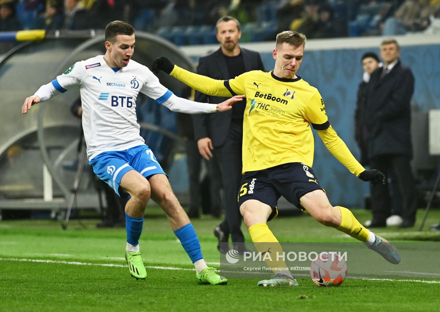 Футбол. РПЛ. Матч "Ростов" - "Динамо"