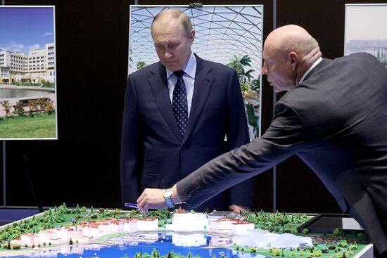 Рабочая поездка президента РФ В. Путина в Тверскую область