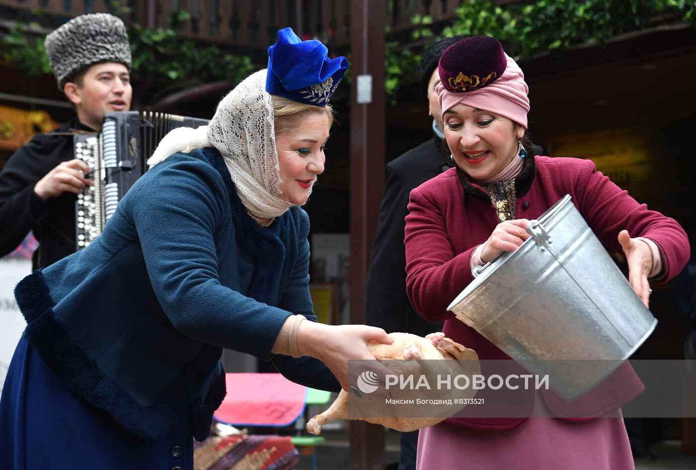 Национальный татарский праздник "Каз Омэсе" в Казани