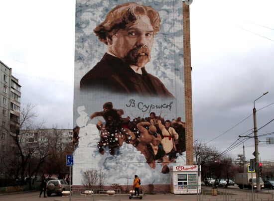 Муралы проекта "Галерея сибирской славы - мы красноярцы"