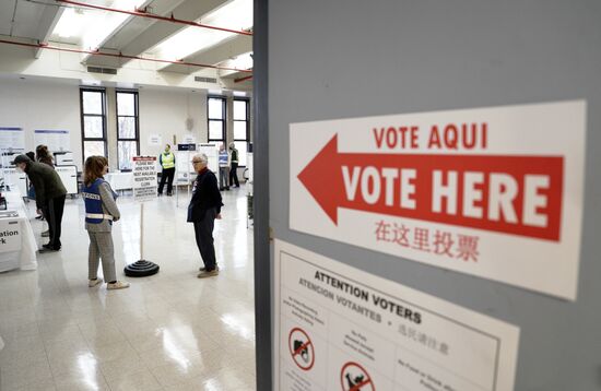  В США проходят промежуточные выборы в конгресс