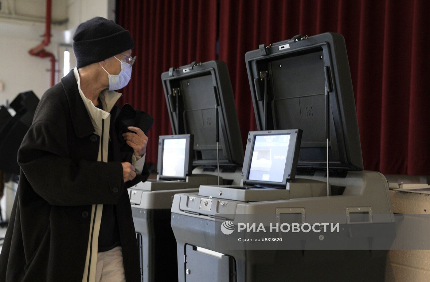  В США проходят промежуточные выборы в конгресс