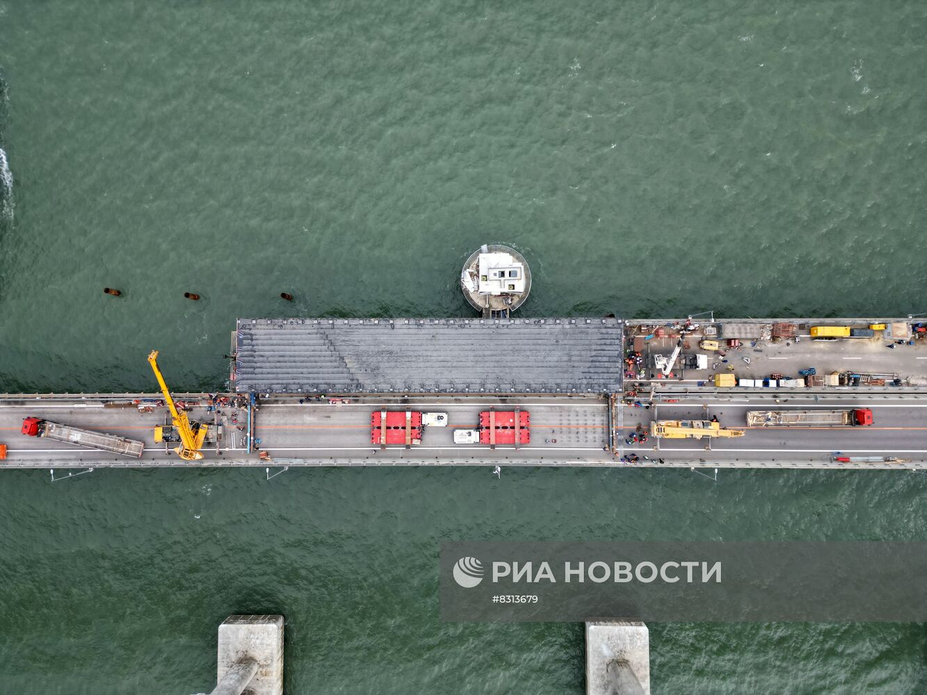 Завершен первый этап восстановительных работ на Крымском мосту