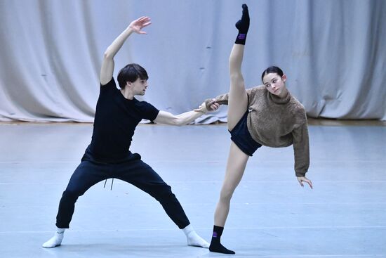 Репетиция балета "Лабиринт"