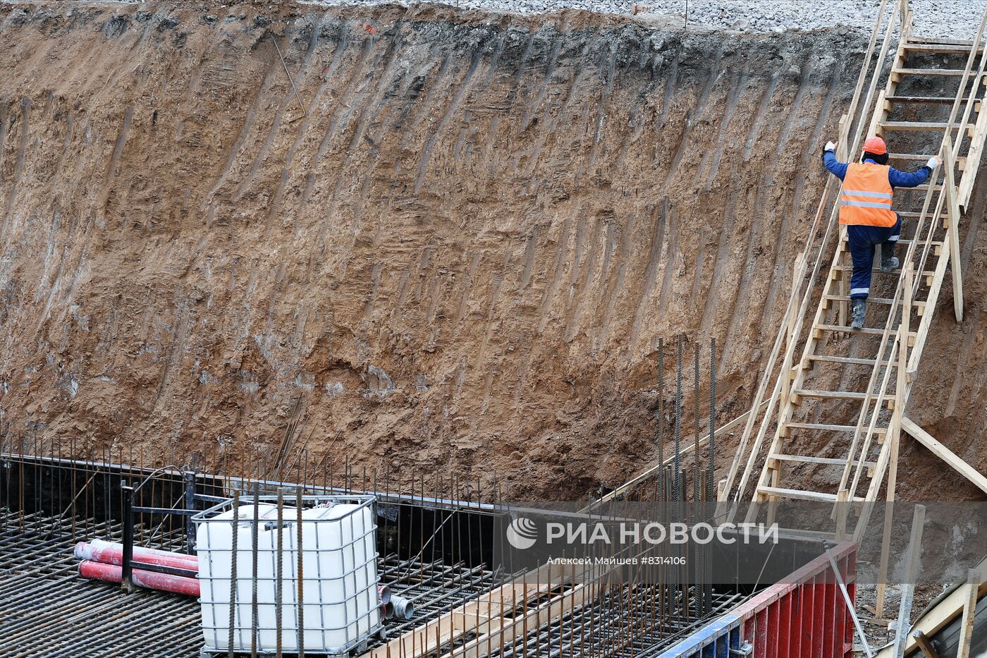 Строительство перинатального центра в Донецке