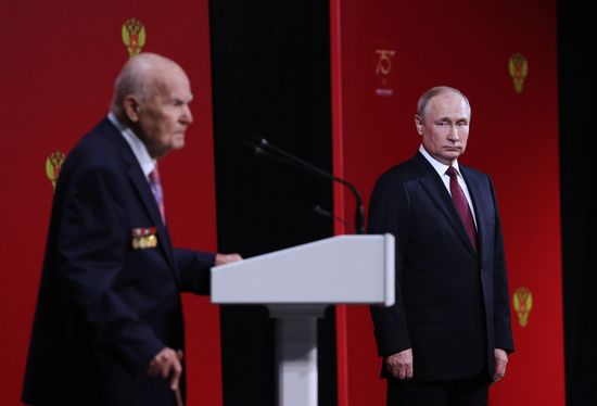 Президент РФ В. Путин принял участие в мероприятии по случаю 75-летия ФМБА