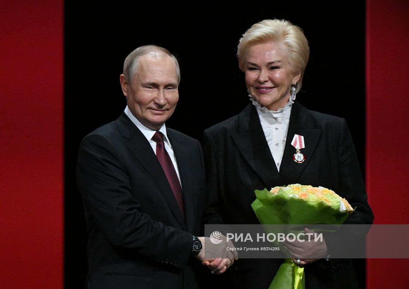 Президент РФ В. Путин принял участие в мероприятии по случаю 75-летия ФМБА