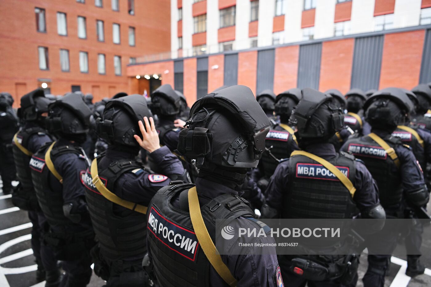 Мэр Москвы С. Собянин посетил новое здание УВД