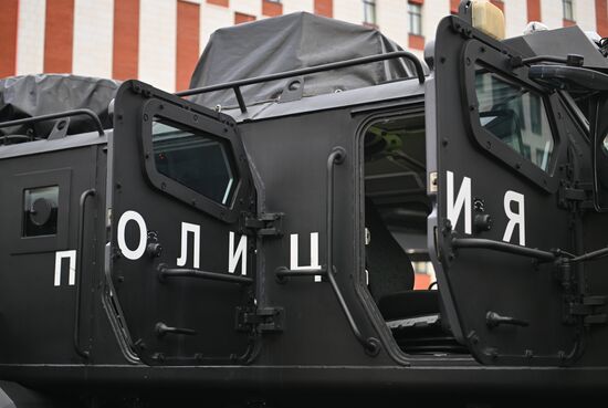 Мэр Москвы С. Собянин посетил новое здание УВД