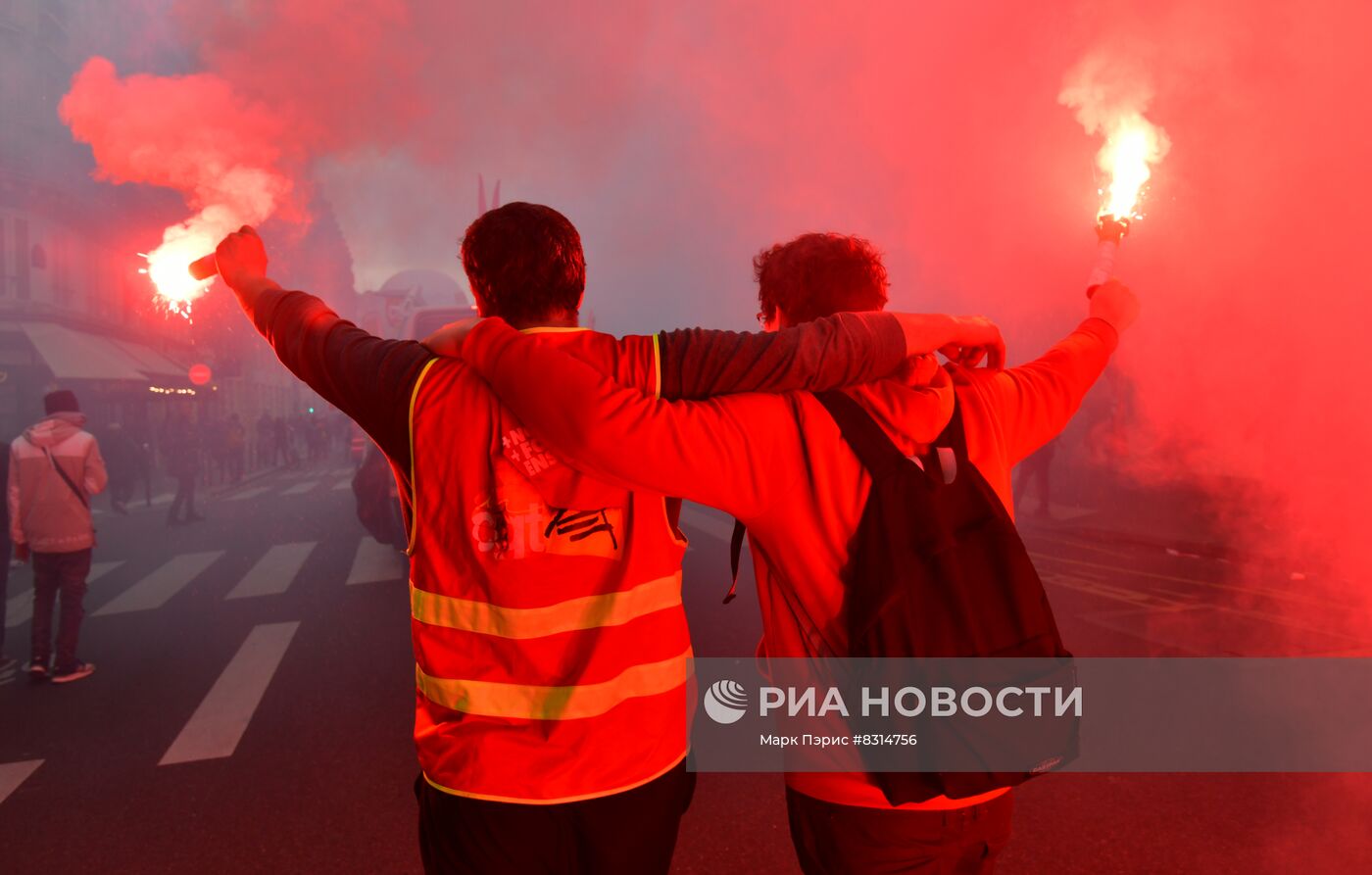 Акция протеста профсоюзов во Франции