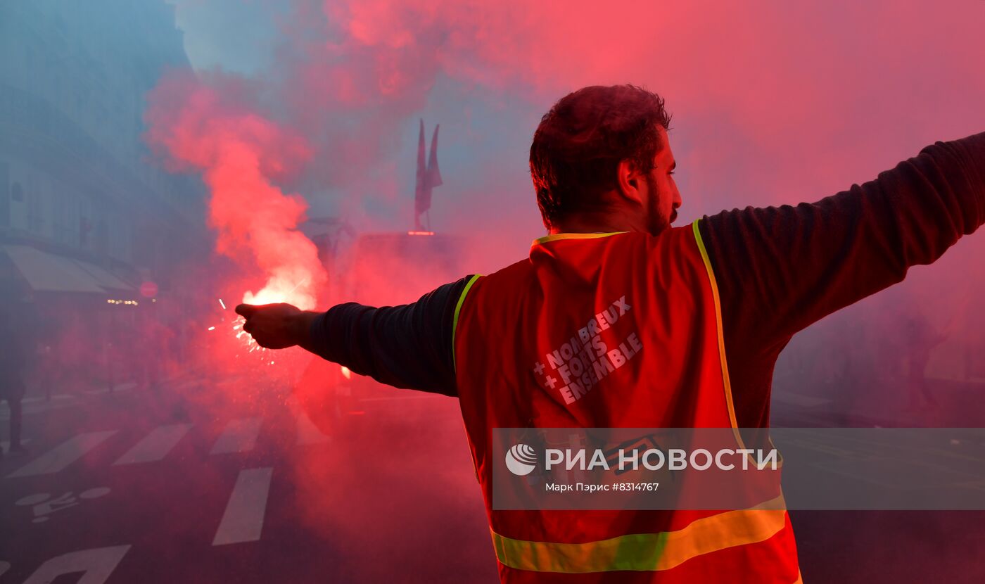 Акция протеста профсоюзов во Франции