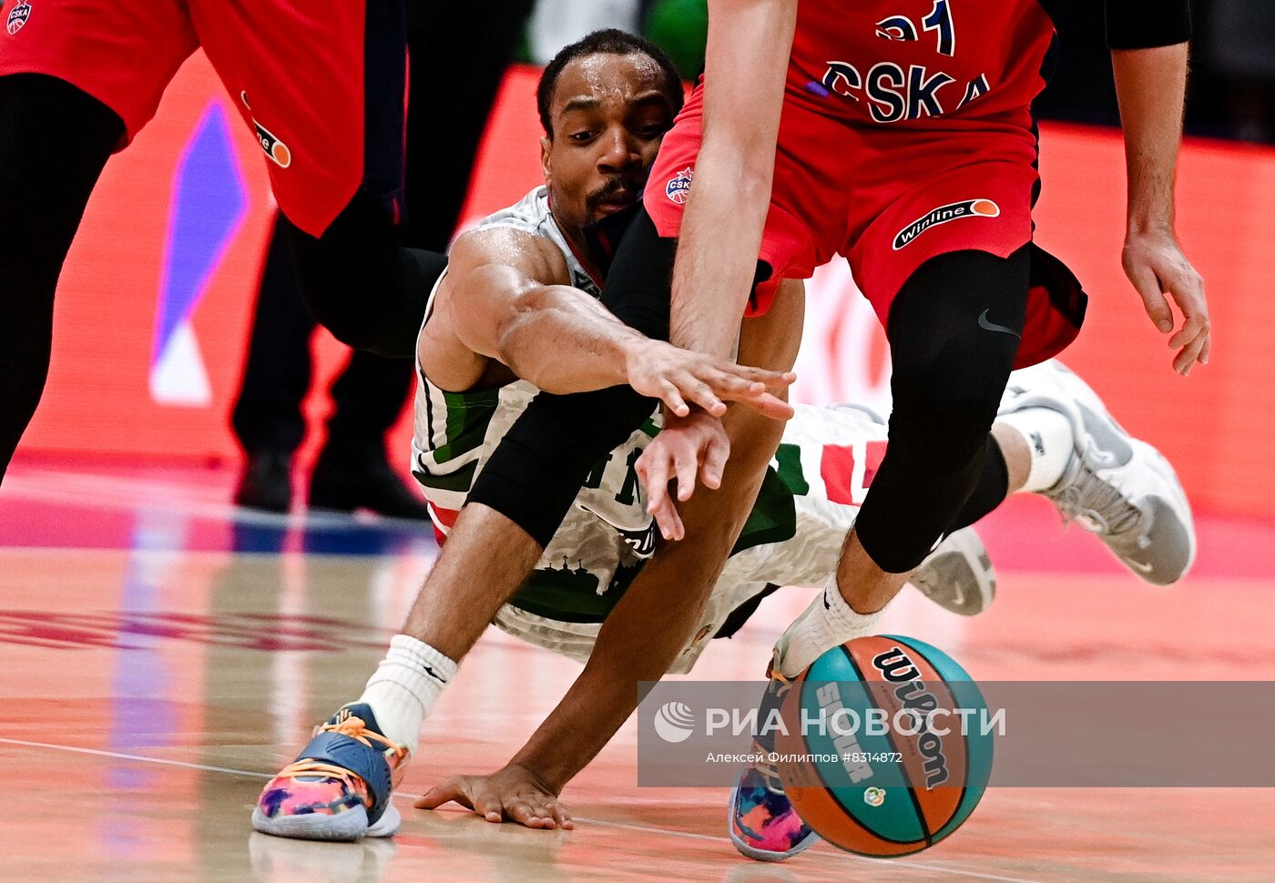 Баскетбол. Единая лига ВТБ. Матч ЦСКА - УНИКС