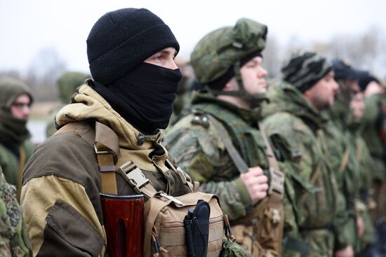Отправка мобилизованных военнослужащих в зону СВО с аэродрома "Чкаловск"