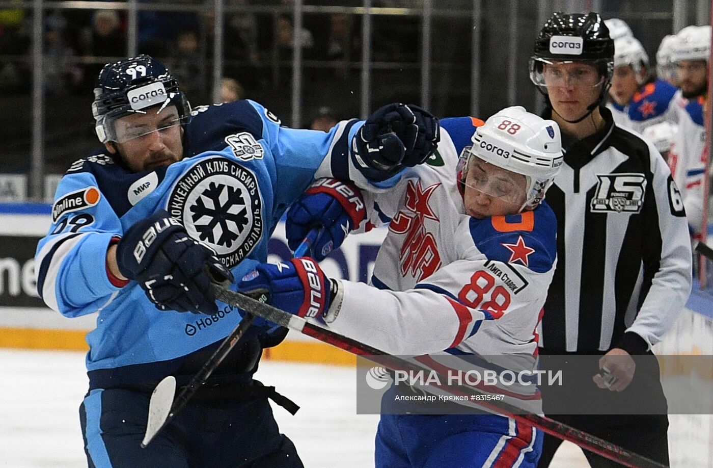 Хоккей. КХЛ. Матч "Сибирь" - СКА