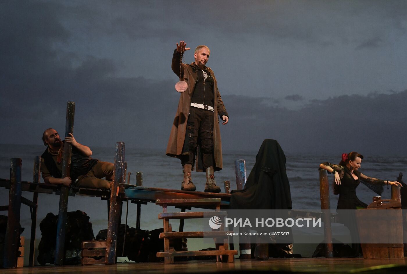 Показ мюзикла "Дон Жуан" с Н. Гришаевой и И. Ожогиным