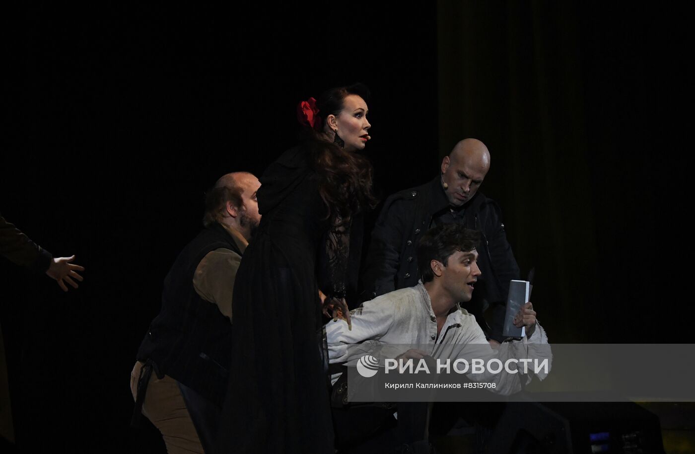 Показ мюзикла "Дон Жуан" с Н. Гришаевой и И. Ожогиным