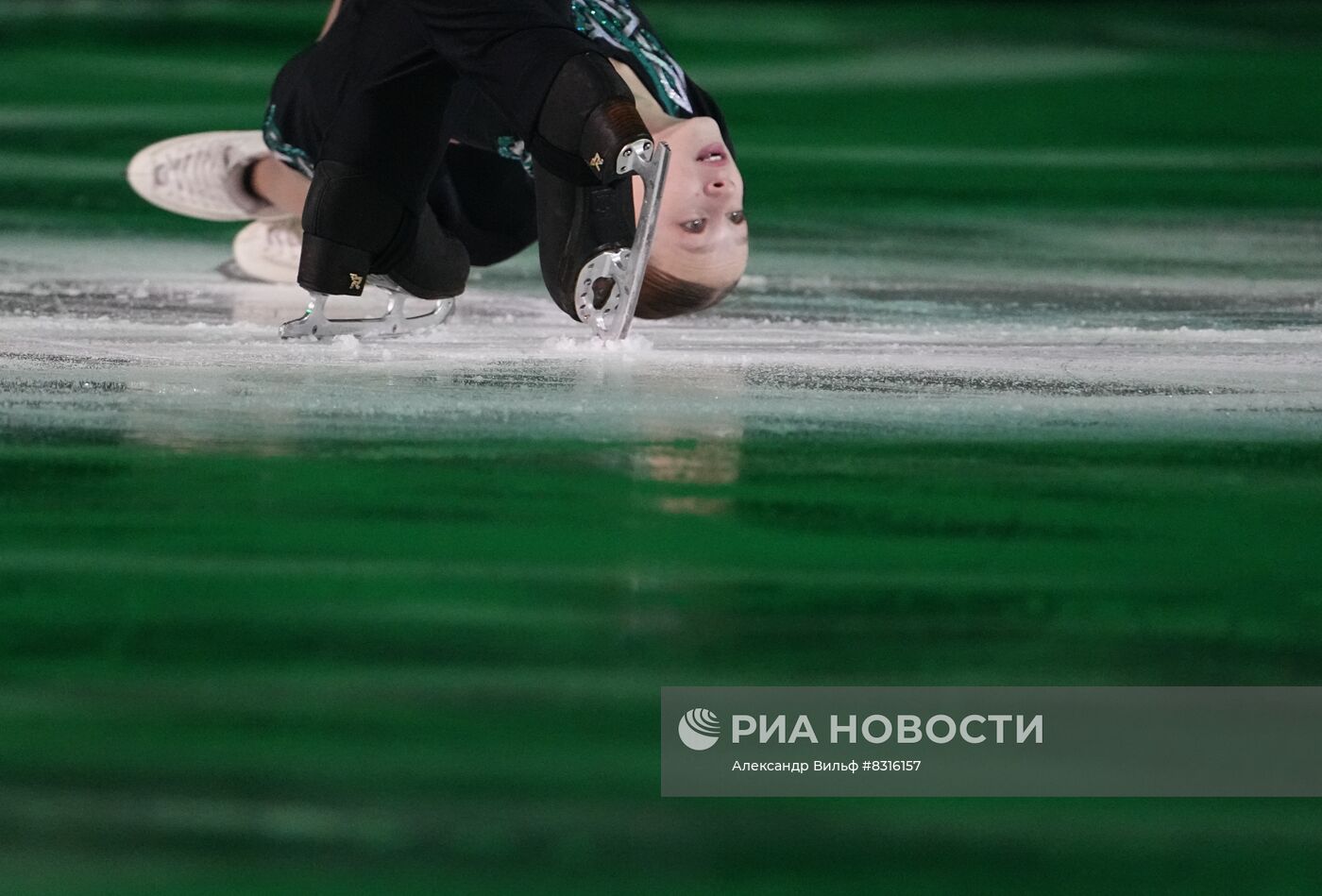 Юбилейное шоу Е. Плющенко "35 лет на льду"