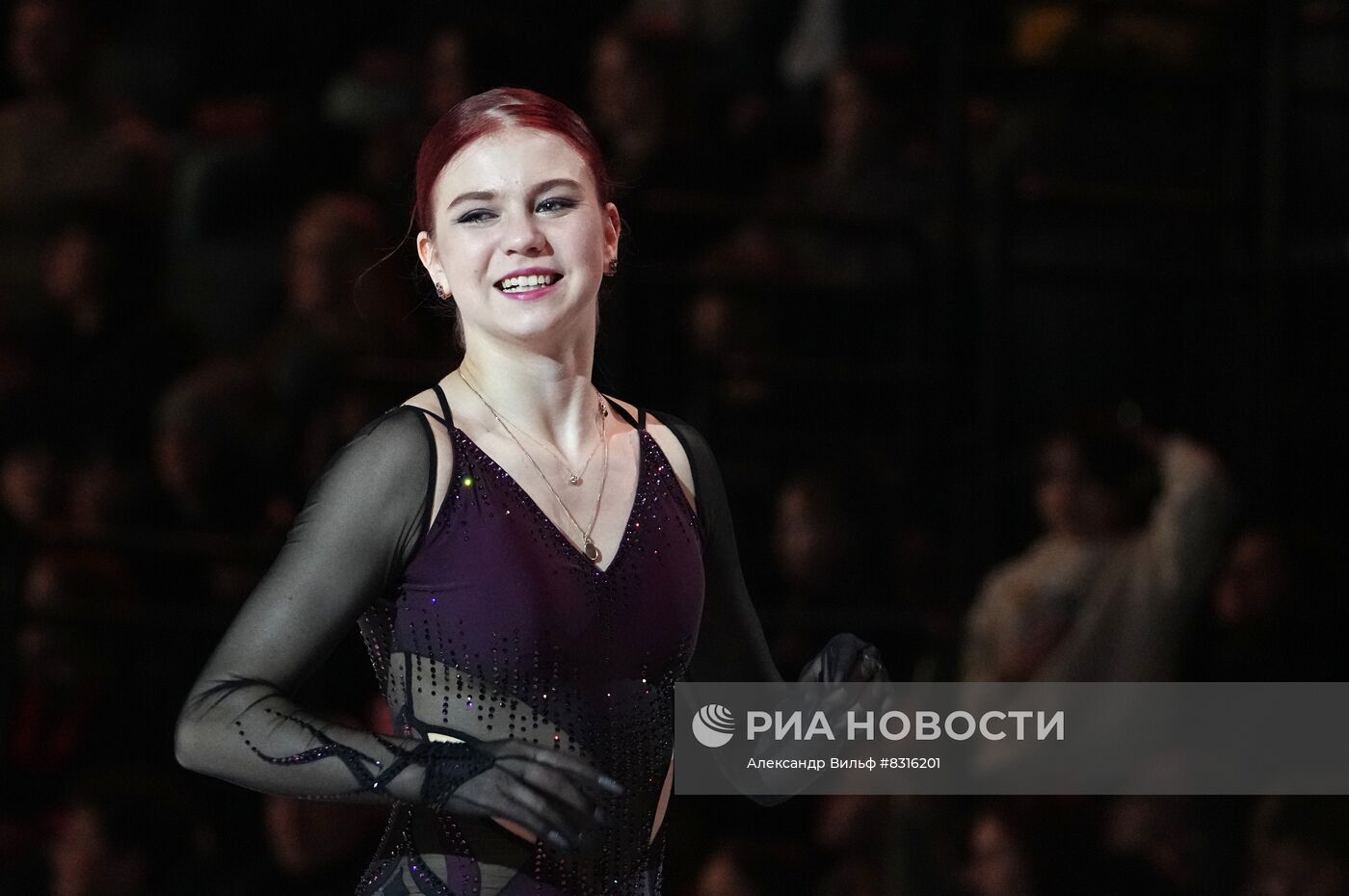 Юбилейное шоу Е. Плющенко "35 лет на льду"