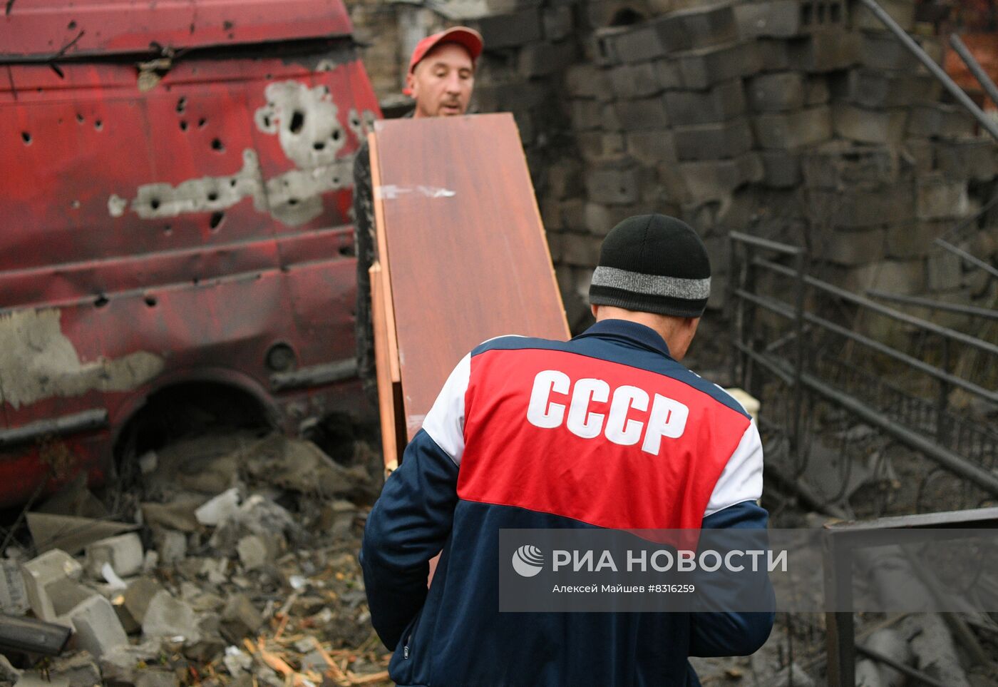 Последствия обстрелов Донецка