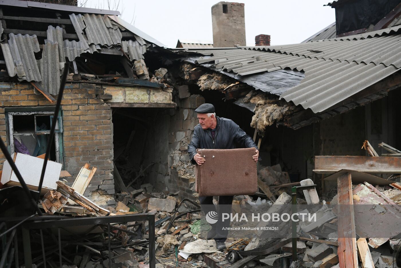 Последствия обстрелов Донецка