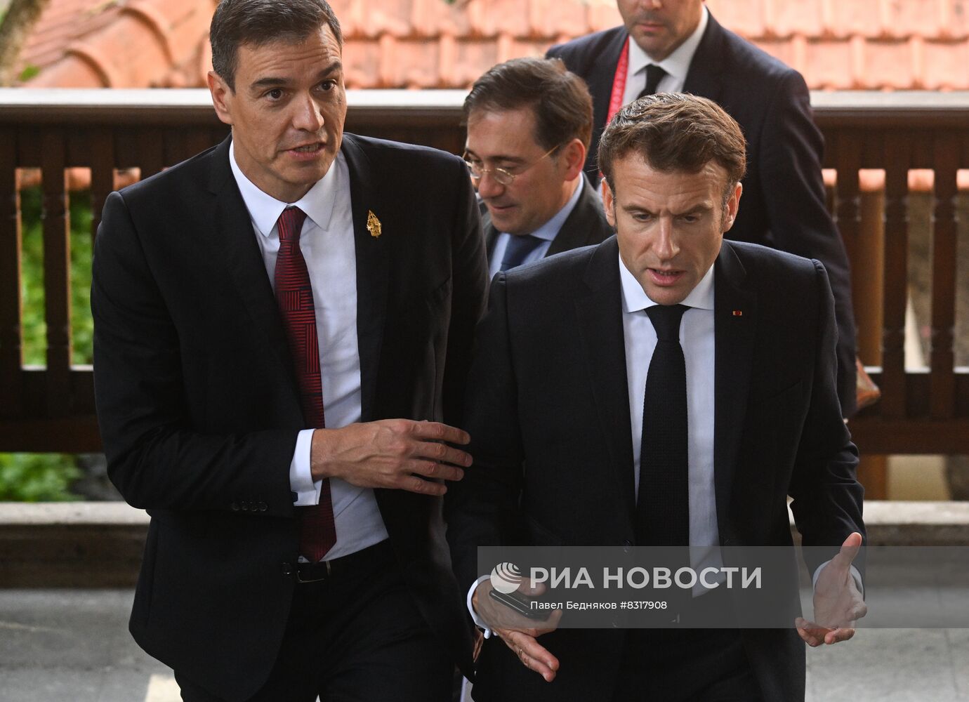 Экстренная встреча мировых лидеров после инцидента в Польше на Бали