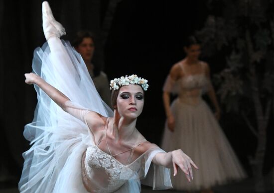 Генеральная репетиция балета "Жизель" в Красноярске 