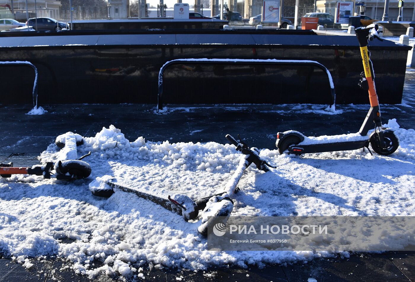 Первый снег в Москве