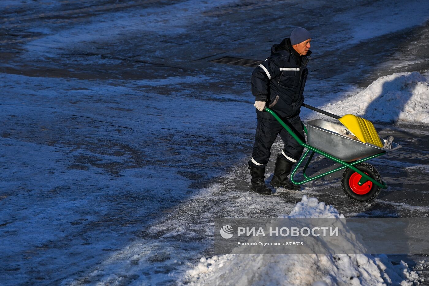 Первый снег в Москве