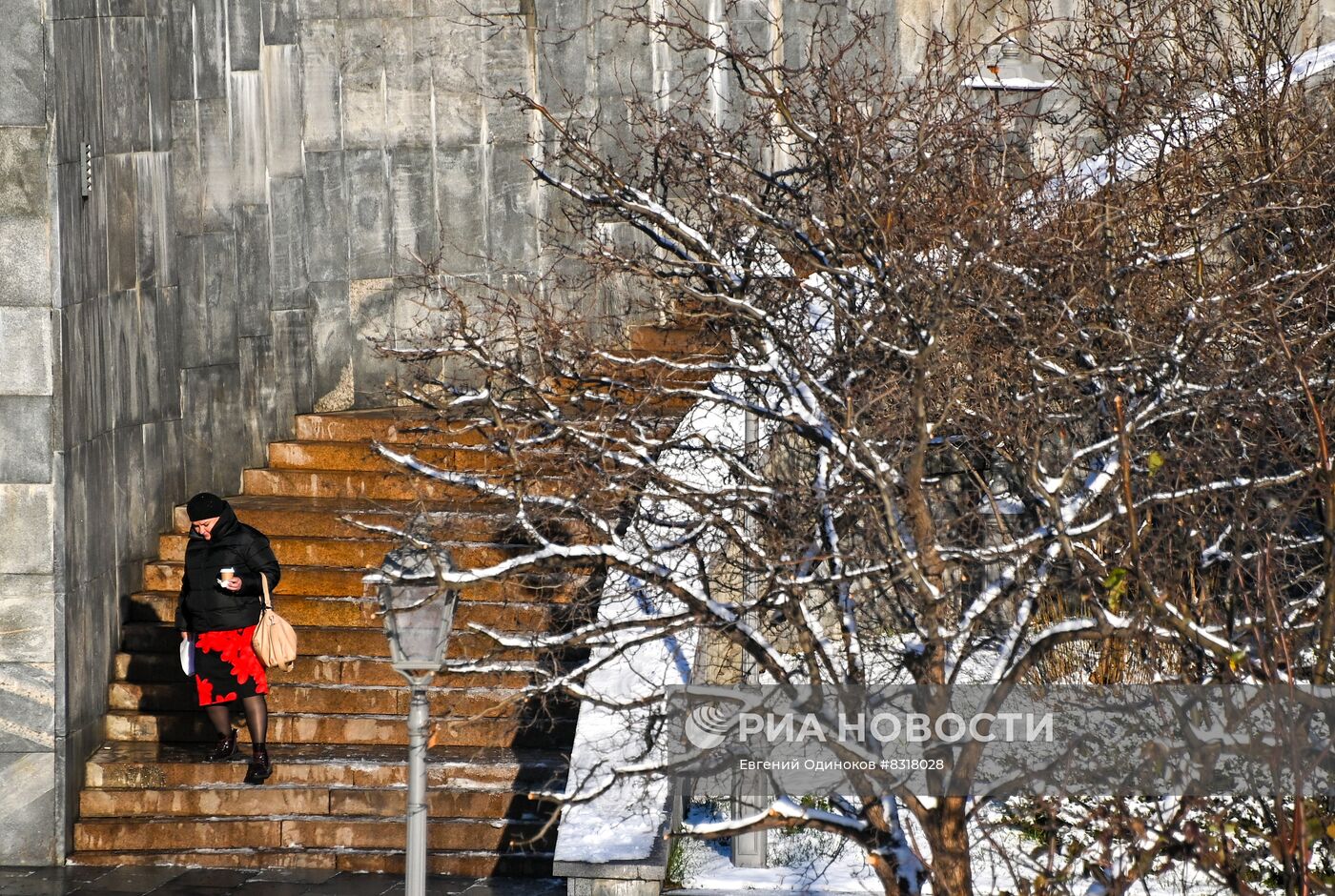 Первый снег в Москве