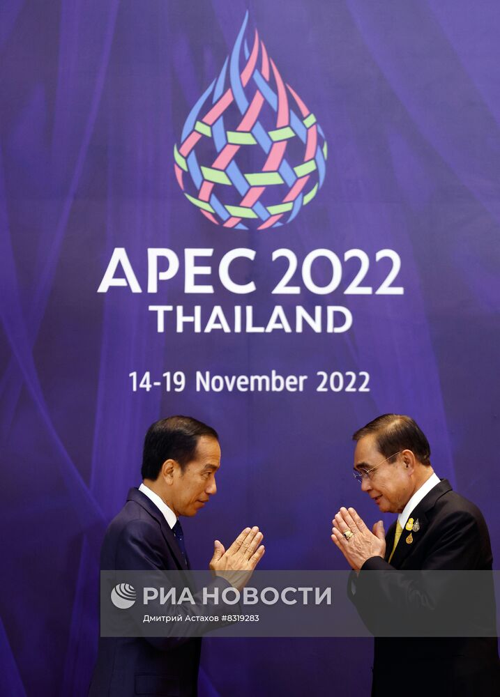 Саммит АТЭС в Таиланде. День второй