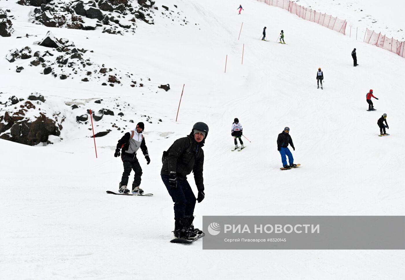 Открытие зимнего сезона на горнолыжном курорте "Эльбрус"