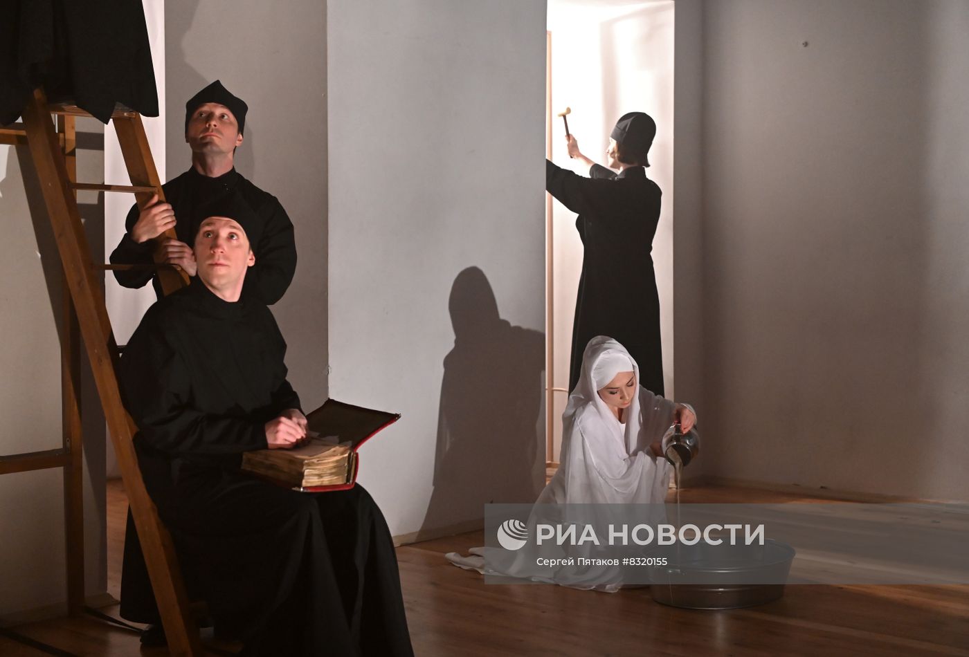 Премьера спектакля "Скоморох Памфалон"