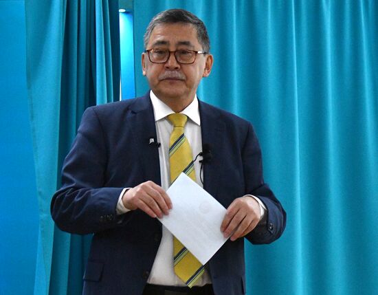 Внеочередные выборы президента в Казахстане