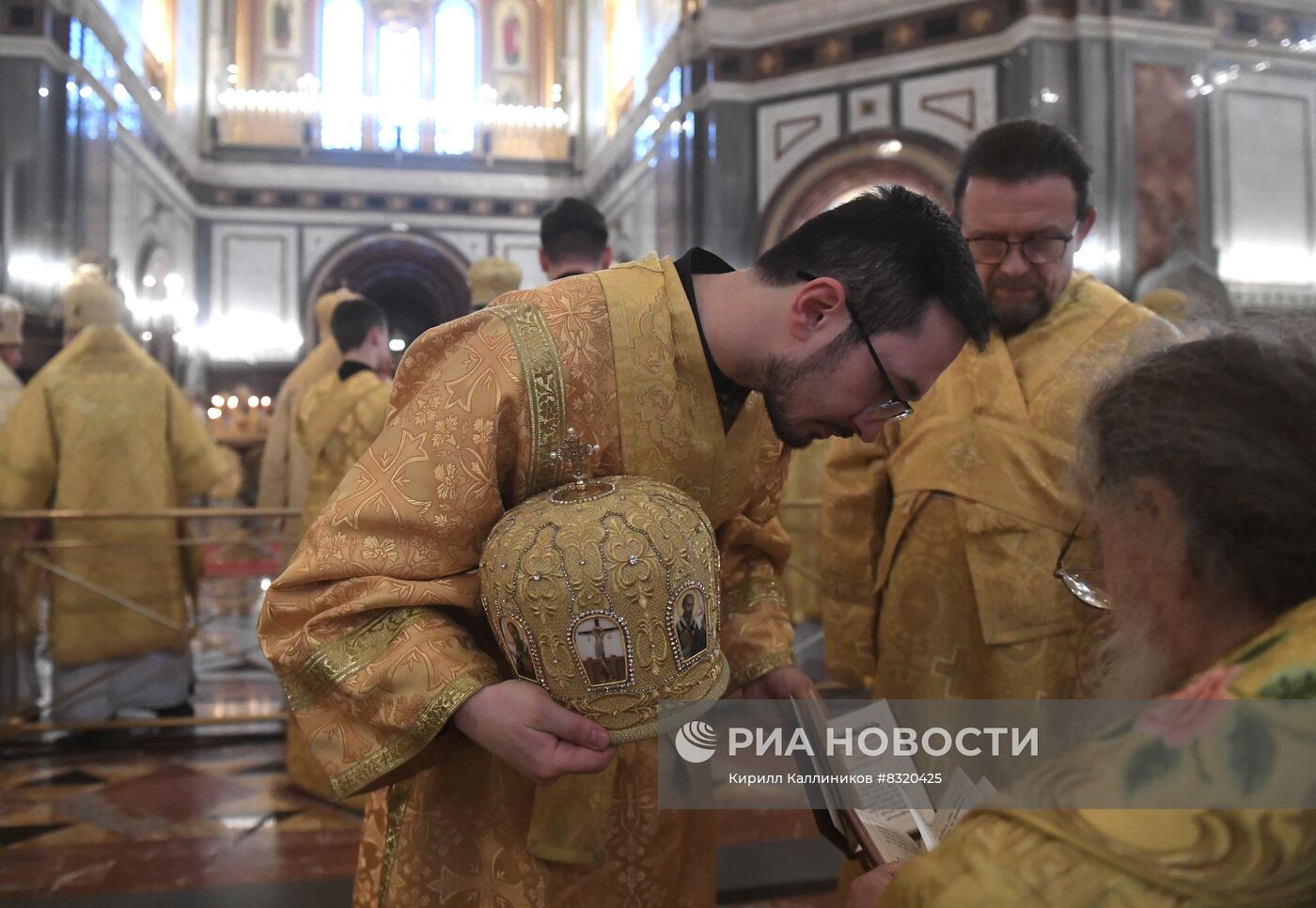 Торжественное богослужение в Храме Христа Спасителя в Москве