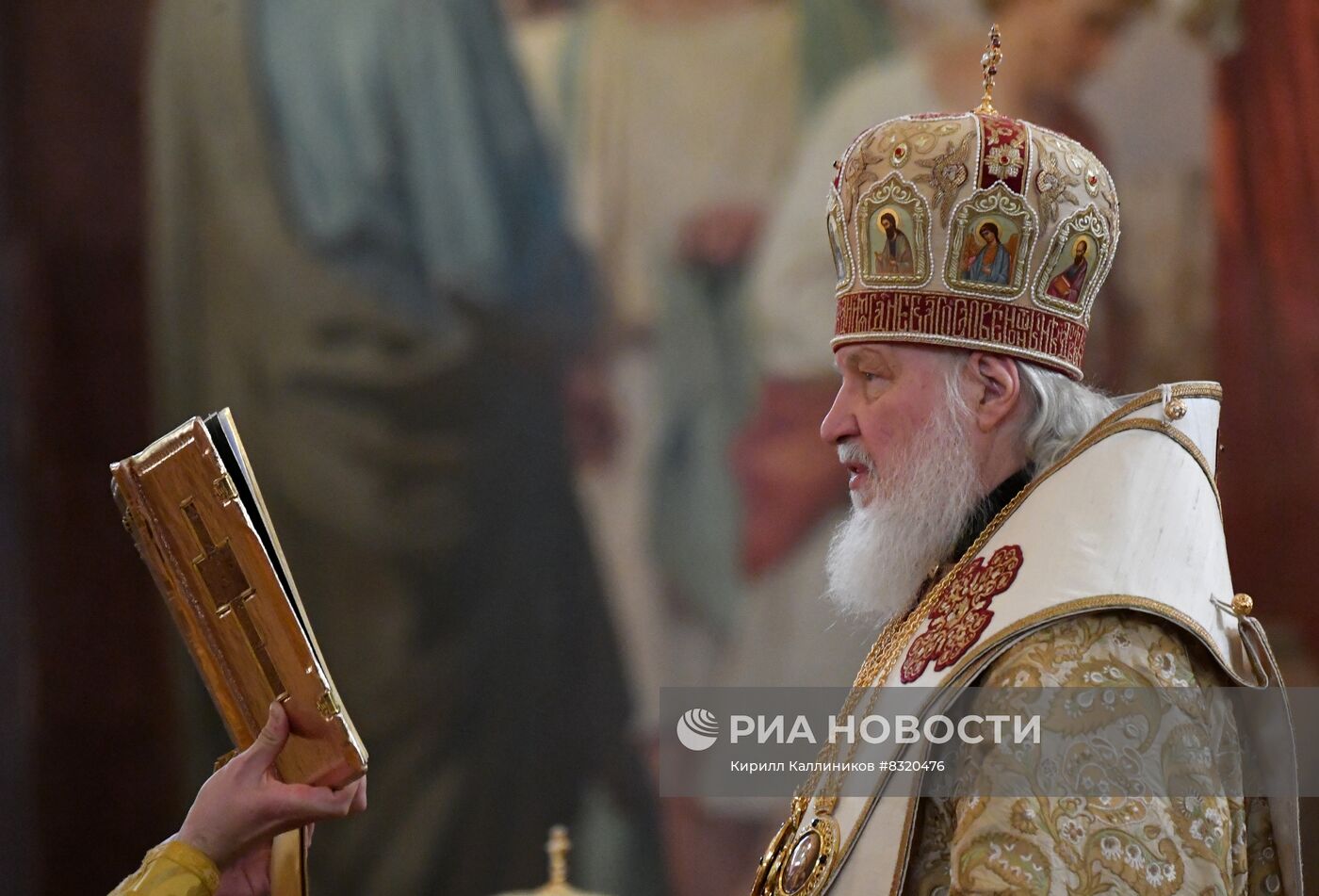 Торжественное богослужение в Храме Христа Спасителя в Москве