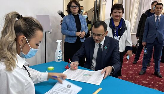 Внеочередные выборы президента в Казахстане