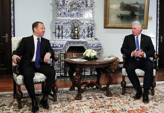 Зампред Совета безопасности РФ Д. Медведев встретился с президентом Кубы М. Диасом-Канелем Бермудесом