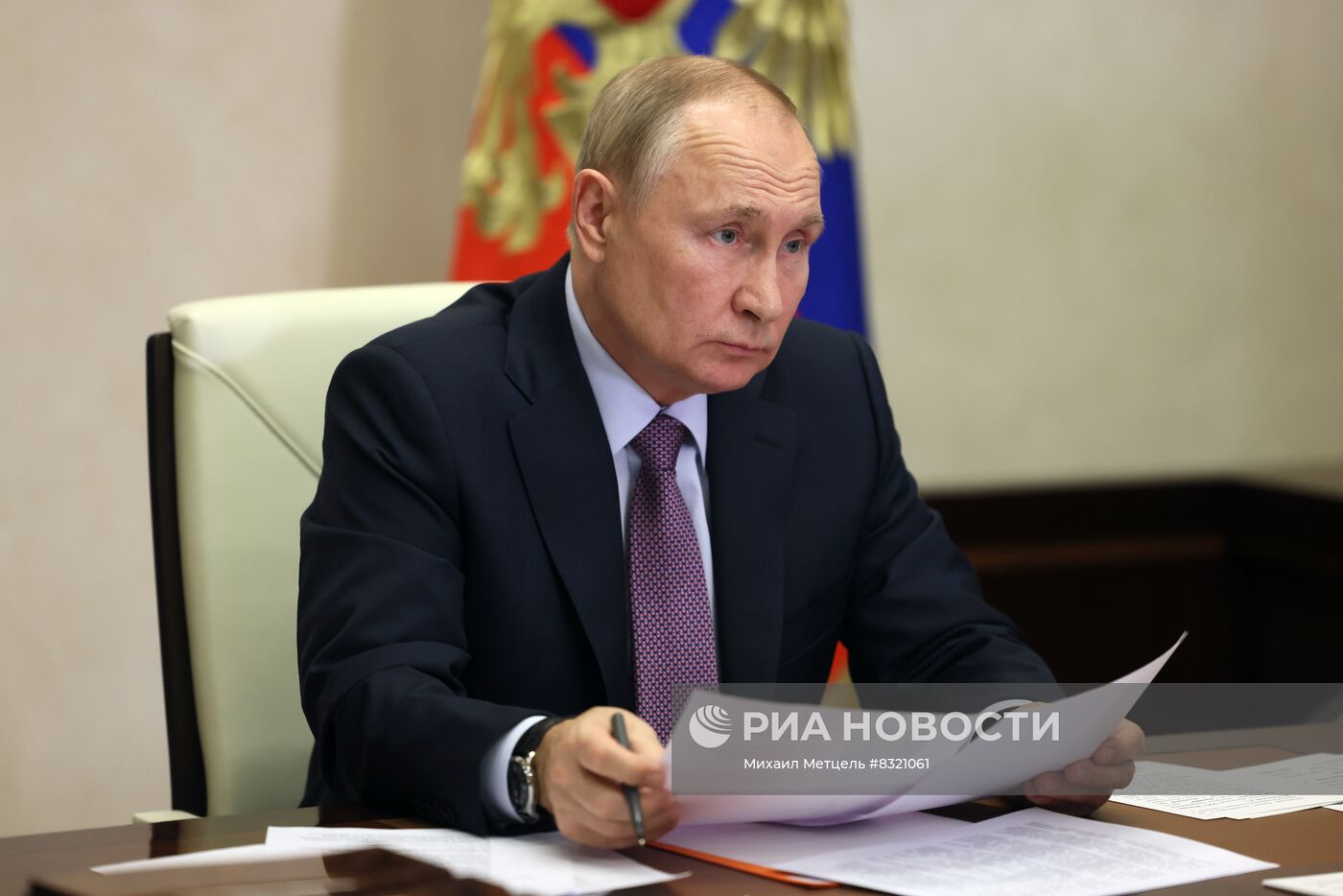 Президент РФ В. Путин провел мероприятие по вопросам развития отечественной селекции и генетики