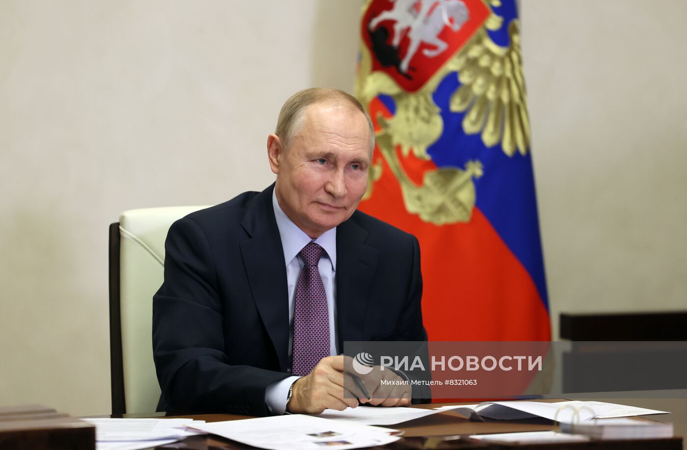 Президент РФ В. Путин провел мероприятие по вопросам развития отечественной селекции и генетики