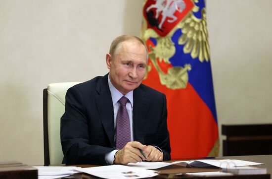 Президент РФ В. Путин провел мероприятие по вопросам развития отечественной селекции и генетики