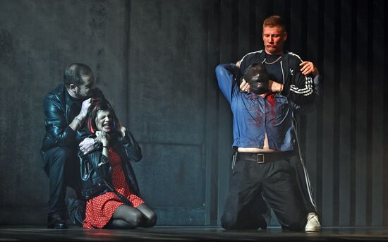 Спектакль "Нежданно-негаданно" в МХАТ им. М. Горького