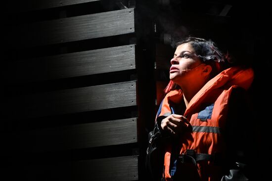 Спектакль "Нежданно-негаданно" в МХАТ им. М. Горького