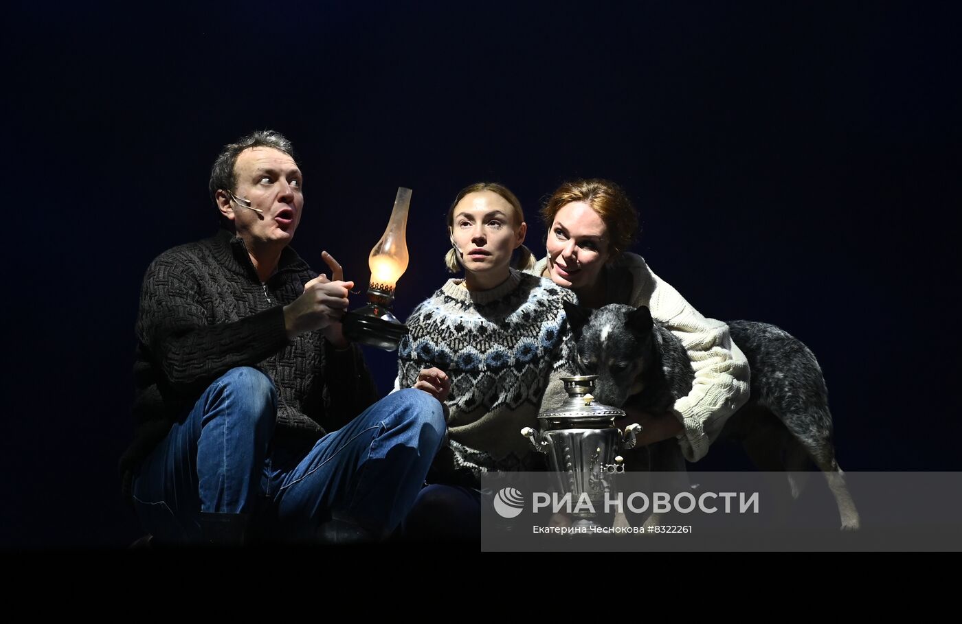 Спектакль "Нежданно-негаданно" в МХАТ им. М. Горького